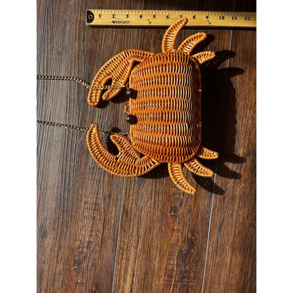 NWT Tommy Bahama Womens woven CrabShaped Wicker Handbag TikTok viral Coastal Fun - Picture 10 of 17